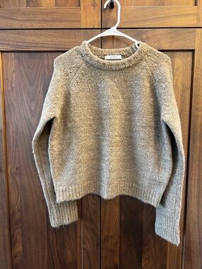 Benefit Classic Crewneck Sweater in Taupe size s/m